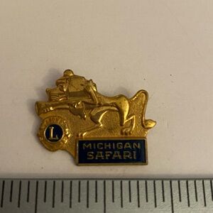 Lions Club Michigan Safari lapel pin
